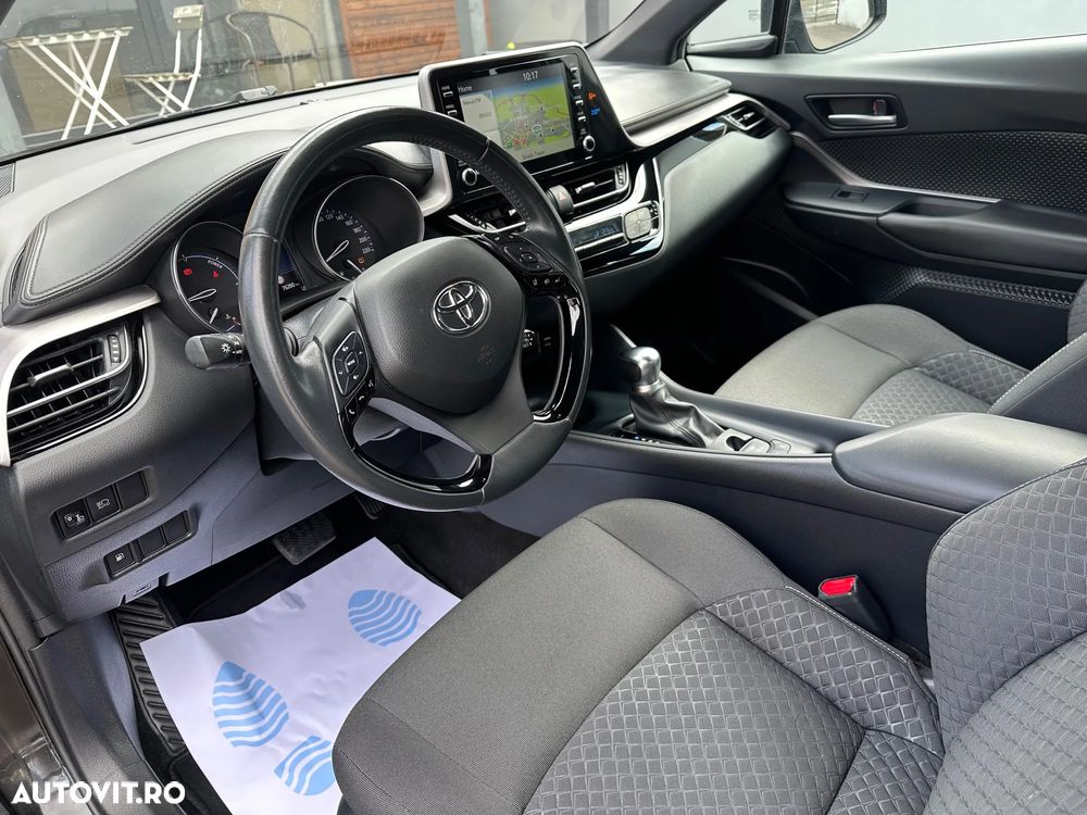 Toyota C-HR Hybrid Business-Edition - 8