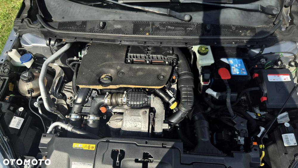 Peugeot 308 1.6 BlueHDi Active S&S - 23