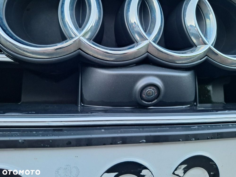 Audi A6 Avant - 10