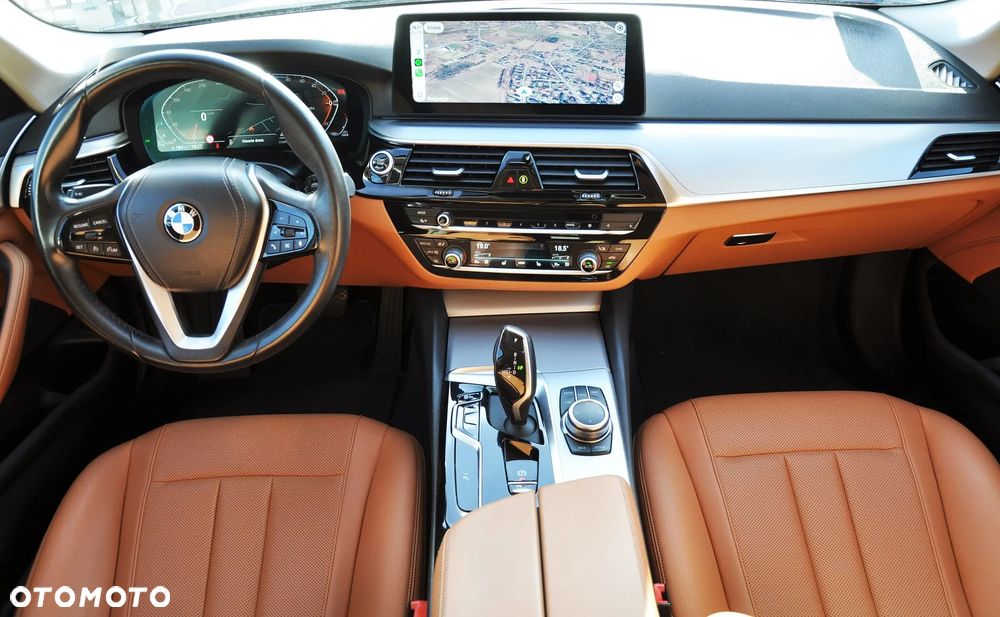 BMW Seria 5 520d mHEV - 11