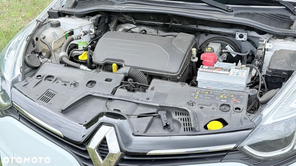 Renault Clio 1.2 16V Limited EU6 - 17