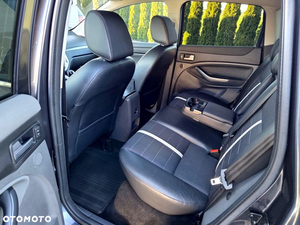 Ford Kuga - 20