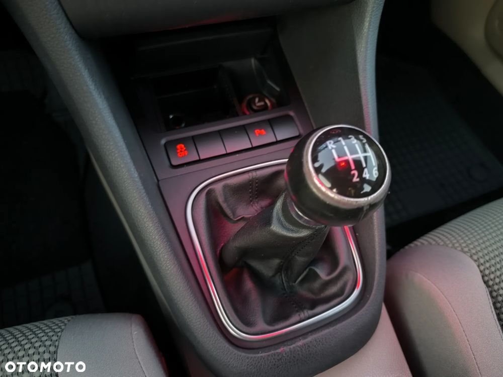 Volkswagen Golf VI 1.2 TSI Trendline - 37