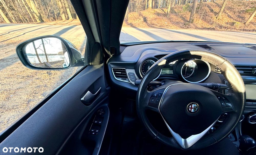 Alfa Romeo Giulietta 1.4 TB MultiAir Distinctive TCT - 14