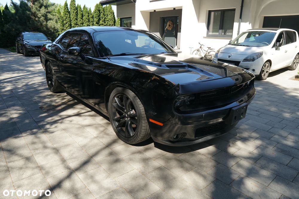 Dodge Challenger - 3