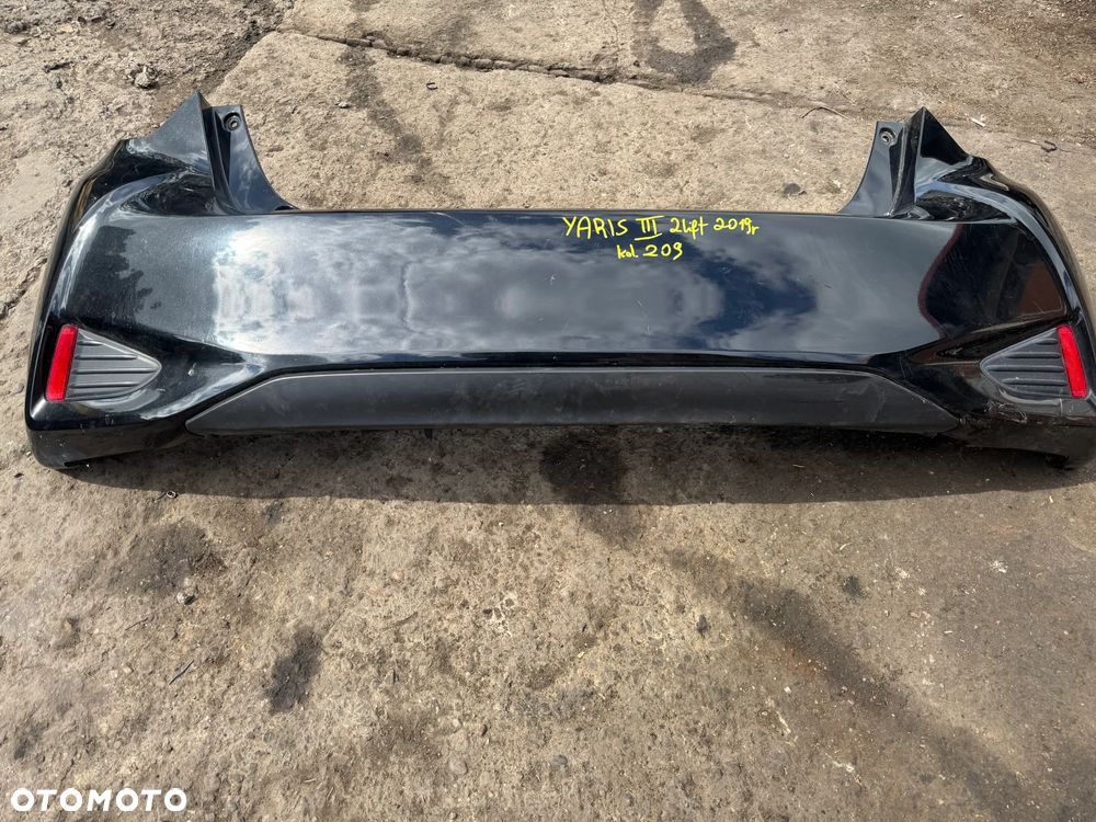 Zderzak Toyota Yaris III lift 2019r tył tylny kolor 209 OE - 3