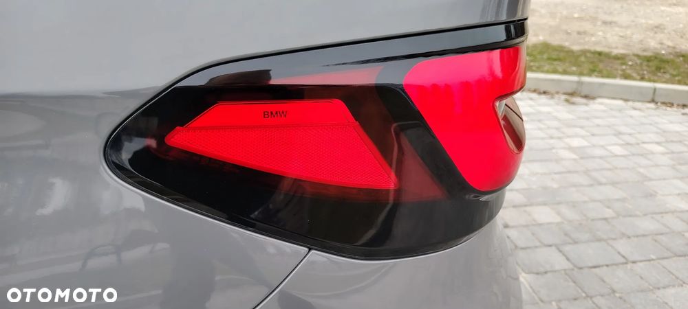 BMW Seria 5 530e Luxury Line sport - 28