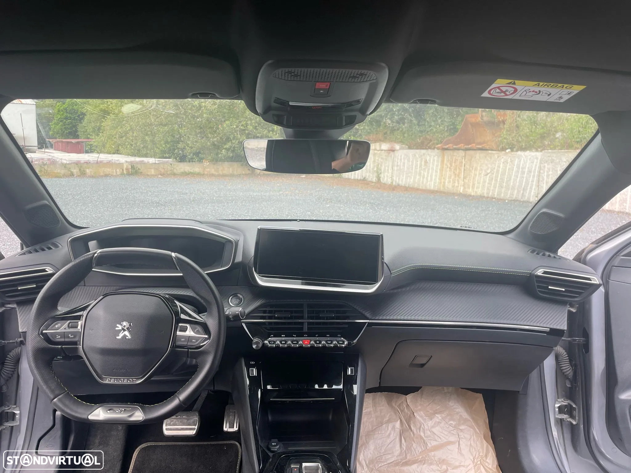 Peugeot e-208 50 kWh GT - 10