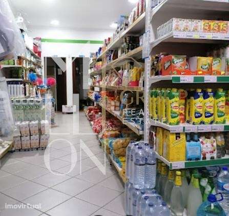 Espaço Comercial - Supermercado em pleno funcionamento - 216m2 - Mourã - Grande imagem: 2/4