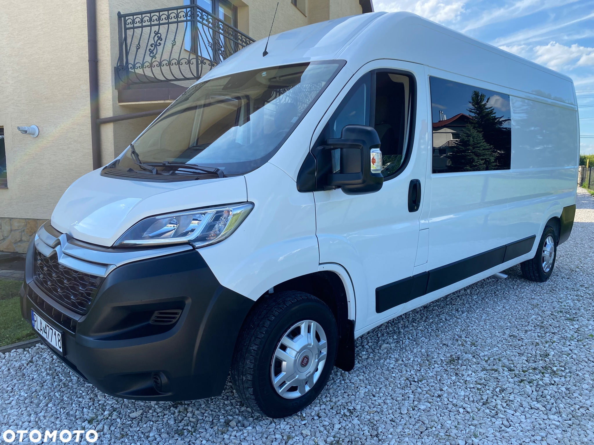 Peugeot BOXER L3H2 brygadowy 6-osobowy zakupiony w salonie w Rzeszowie bezwypadkowy - 2