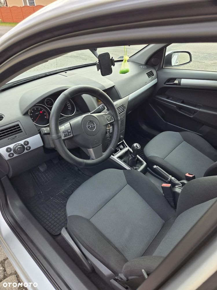 Opel Astra - 10