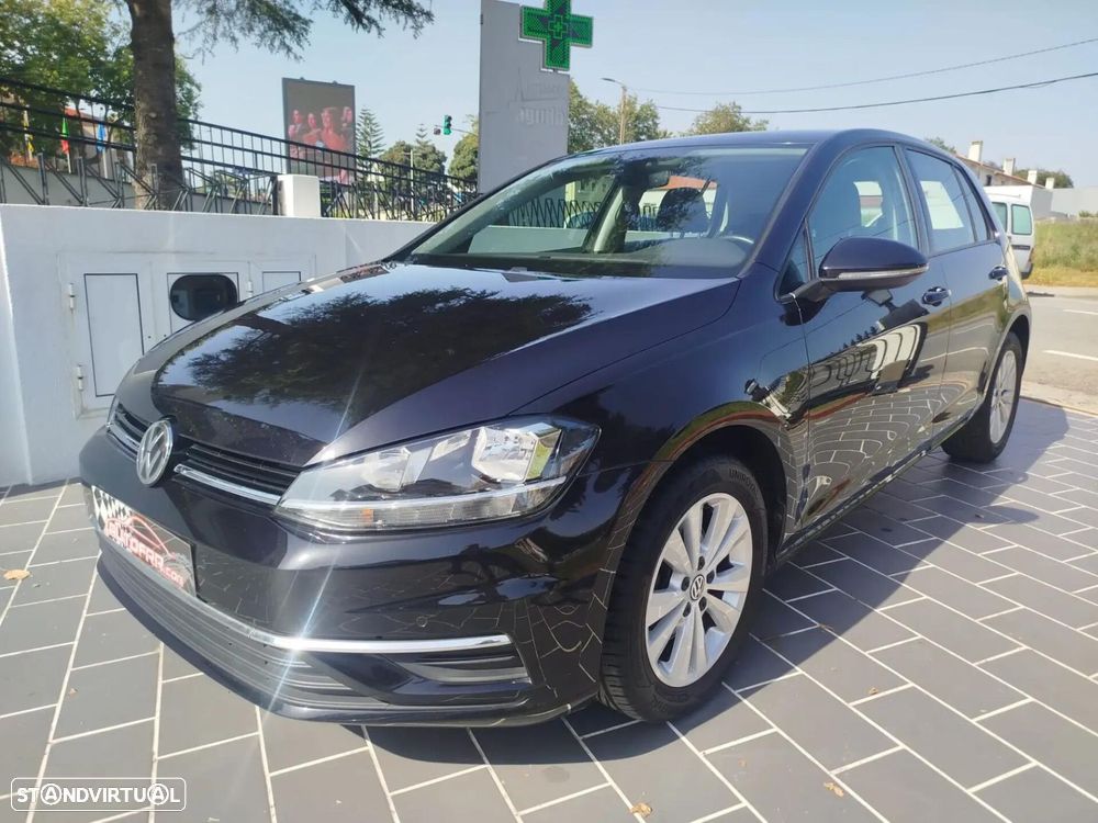 VW Golf - 8