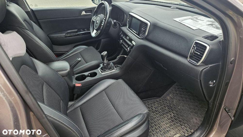 Kia Sportage 1.6 T-GDI Business Line 2WD - 8