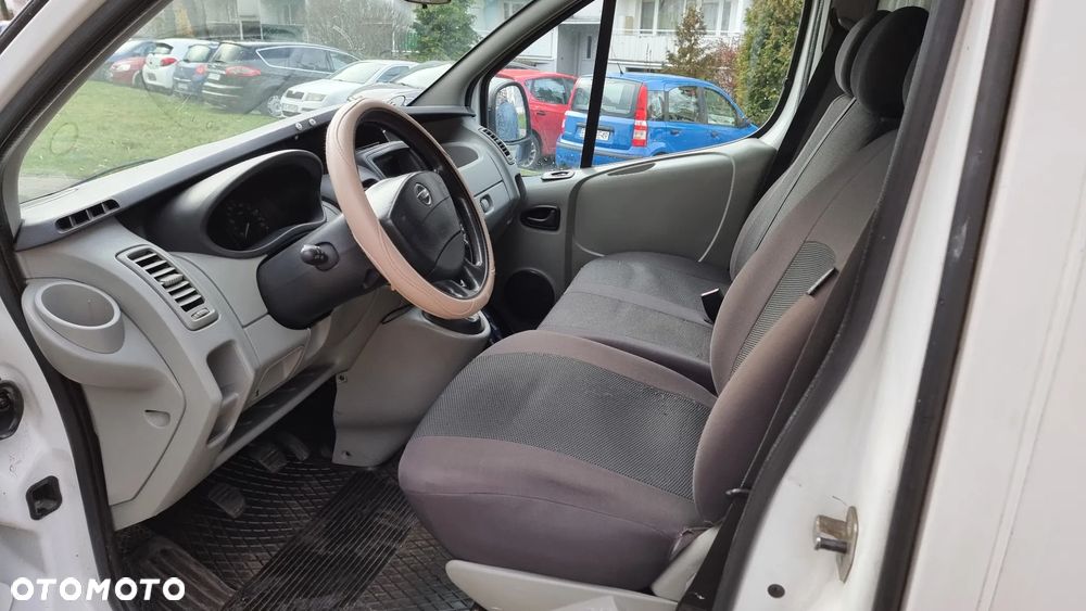 Nissan Primastar - 11