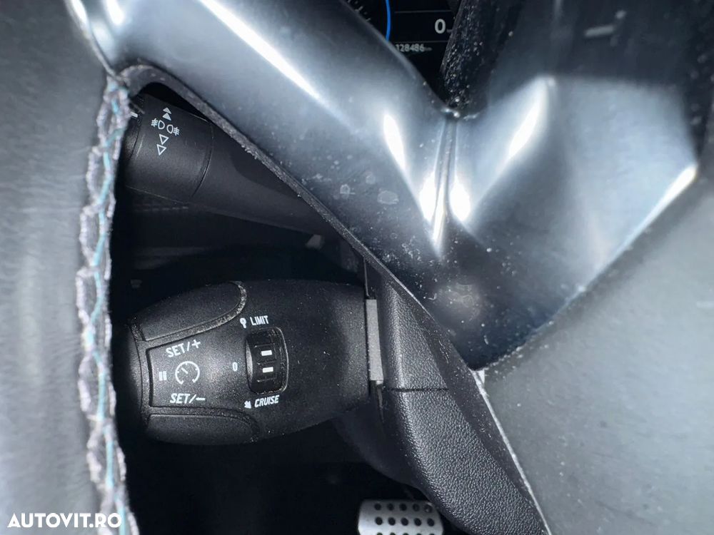 Peugeot 2008 PureTech 110 Stop&Start EAT6 Crossway - 20