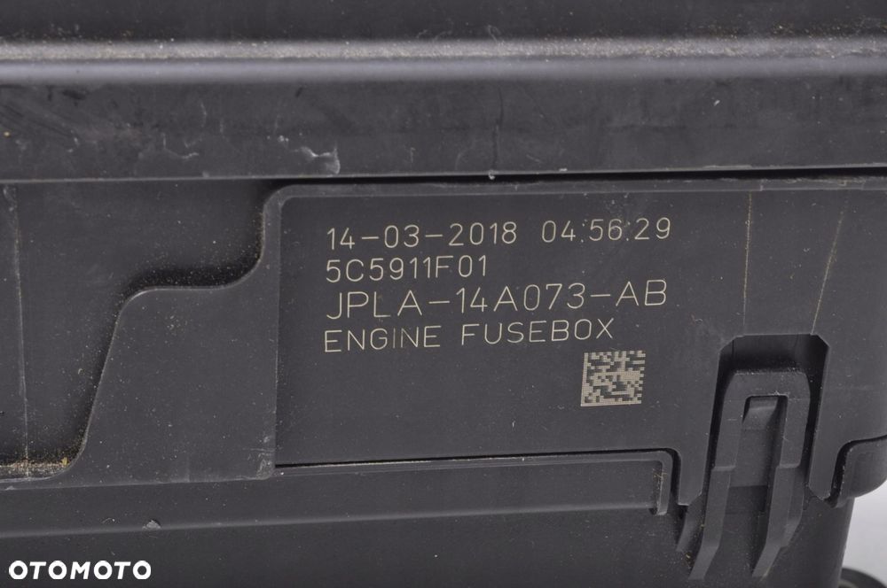 RANGE ROVER L494 3.0 SDV6 SKRZYNKA BEZPIECZNIKÓW - 2