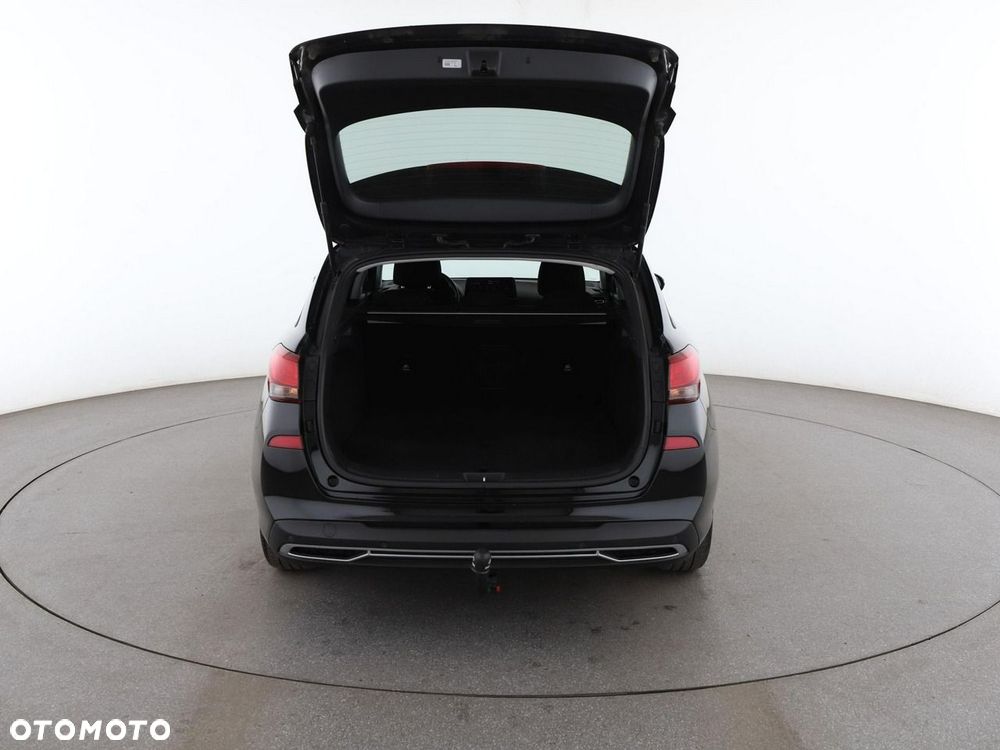 Hyundai i30 1.6 CRDI DCT Intro - 20