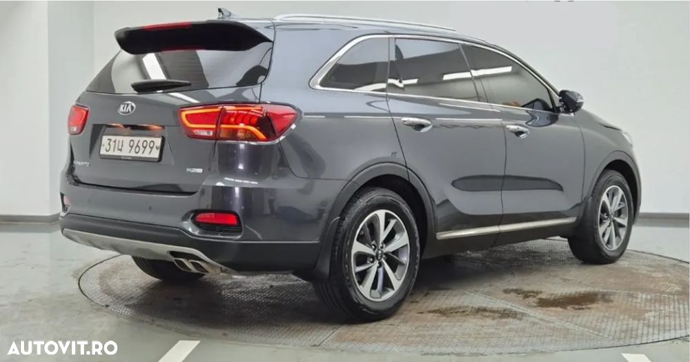 Kia Sorento - 5