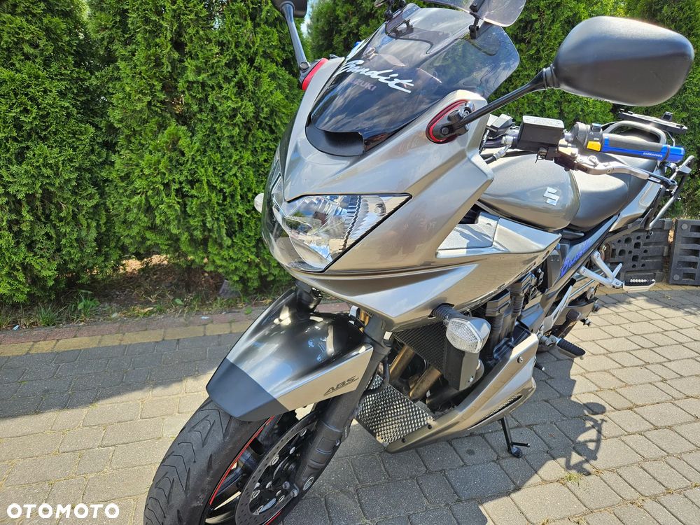 Suzuki Bandit - 27