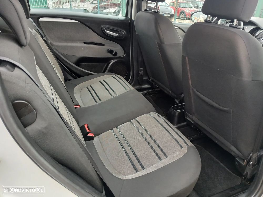 Fiat Punto Evo 1.4 Dynamic - 19