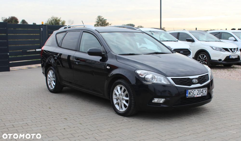 Kia Ceed 2.0 CRDi SW Mind - 4
