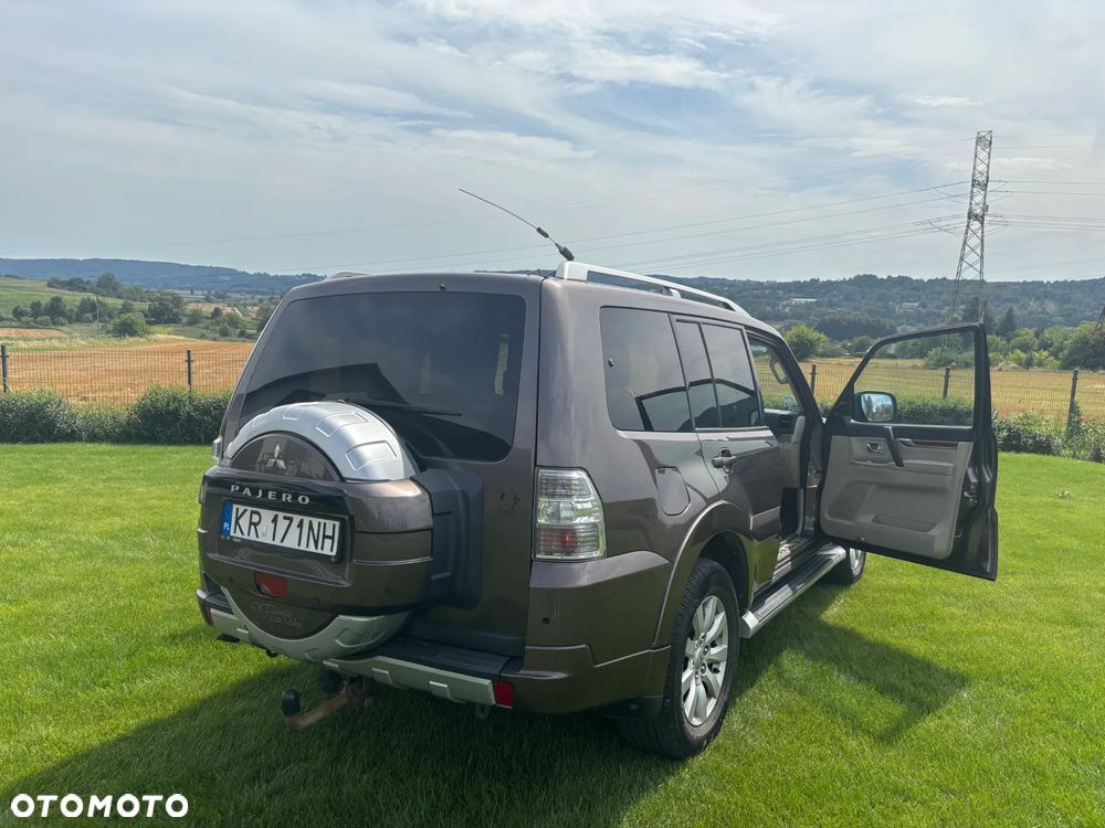 Mitsubishi Pajero 3.2 DID Elegance - 18