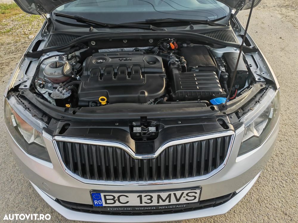 Skoda Octavia 1.6 TDI Ambiente - 8