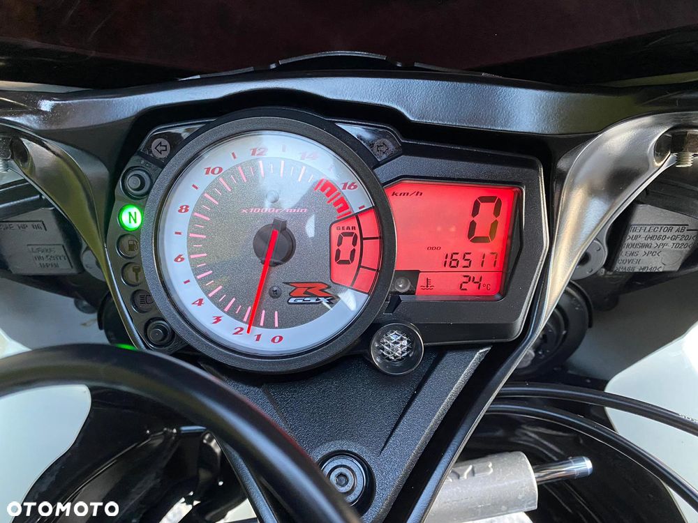 Suzuki GSX-R - 26