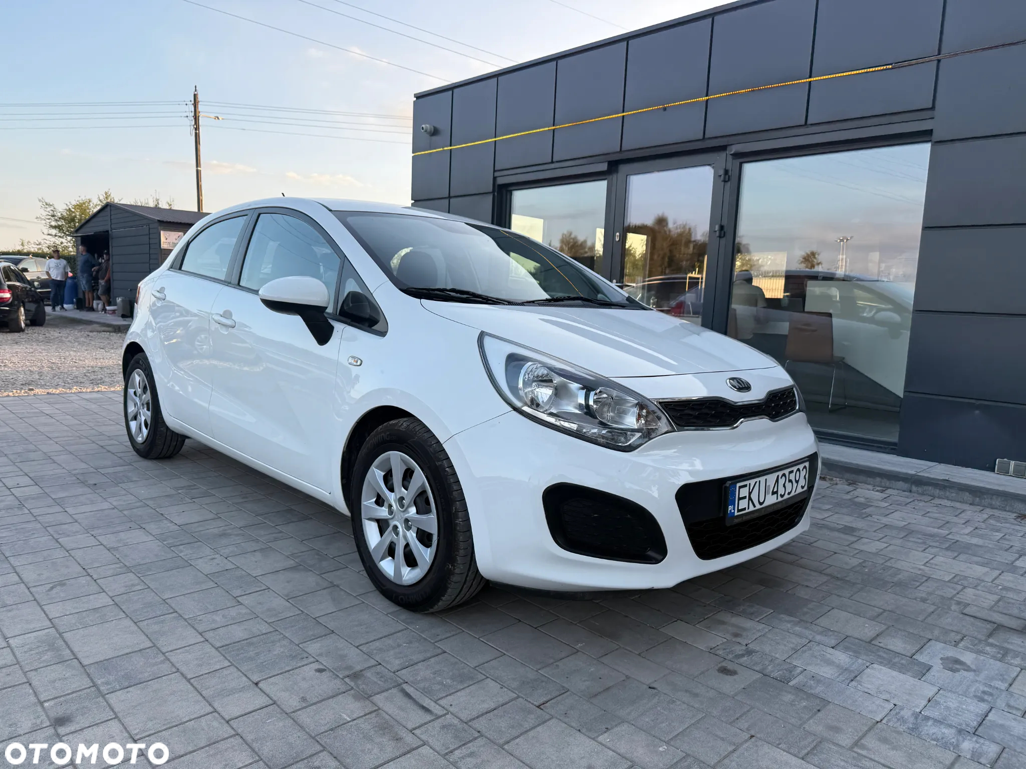 Kia Rio 1.2 Business Line - 6
