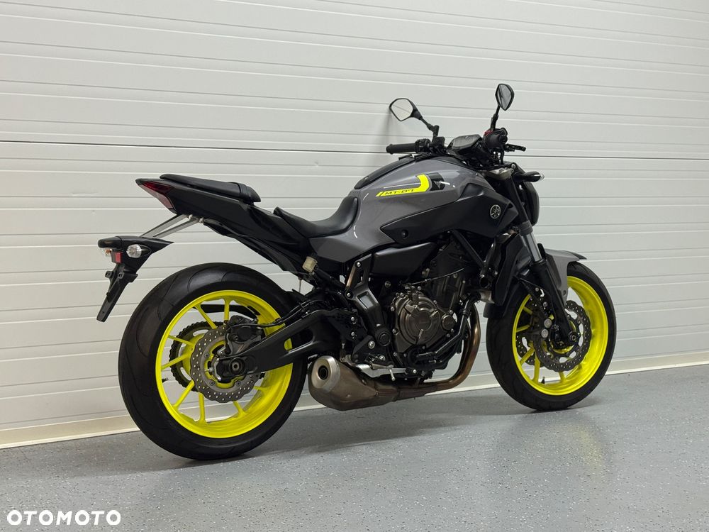 Yamaha MT - 3
