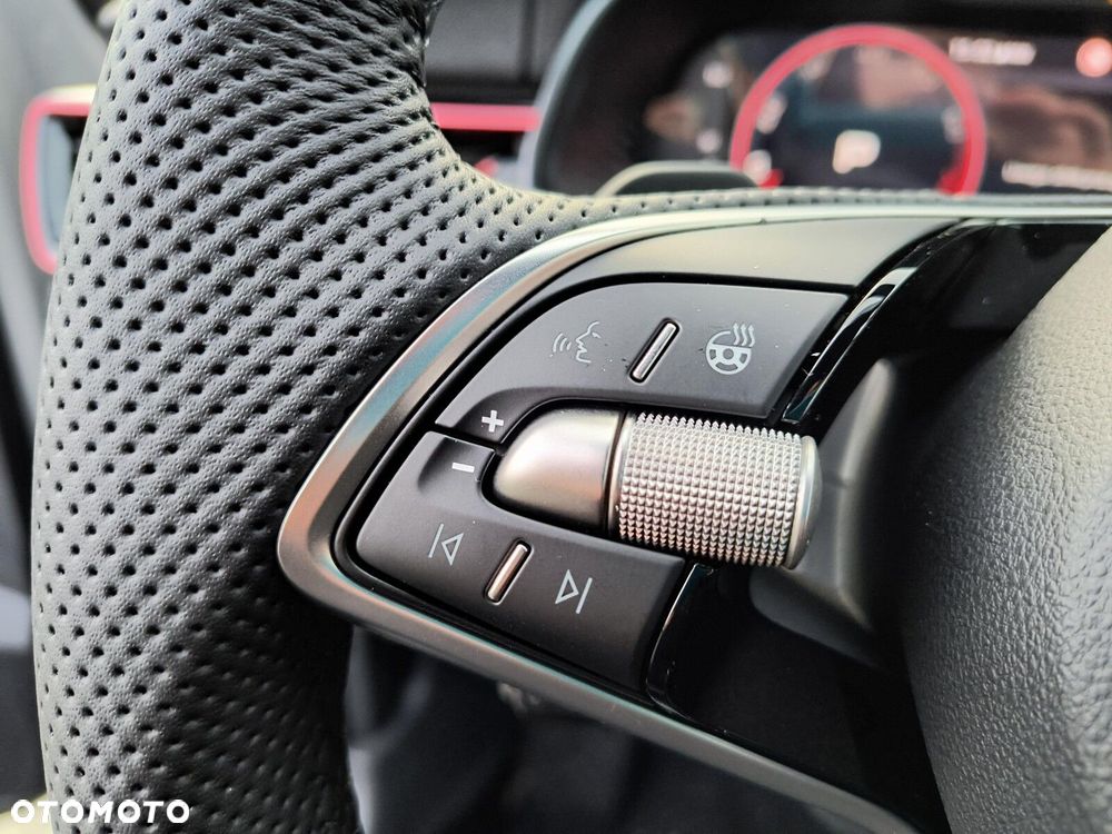 Skoda Scala 1.5 TSI Monte Carlo DSG - 25