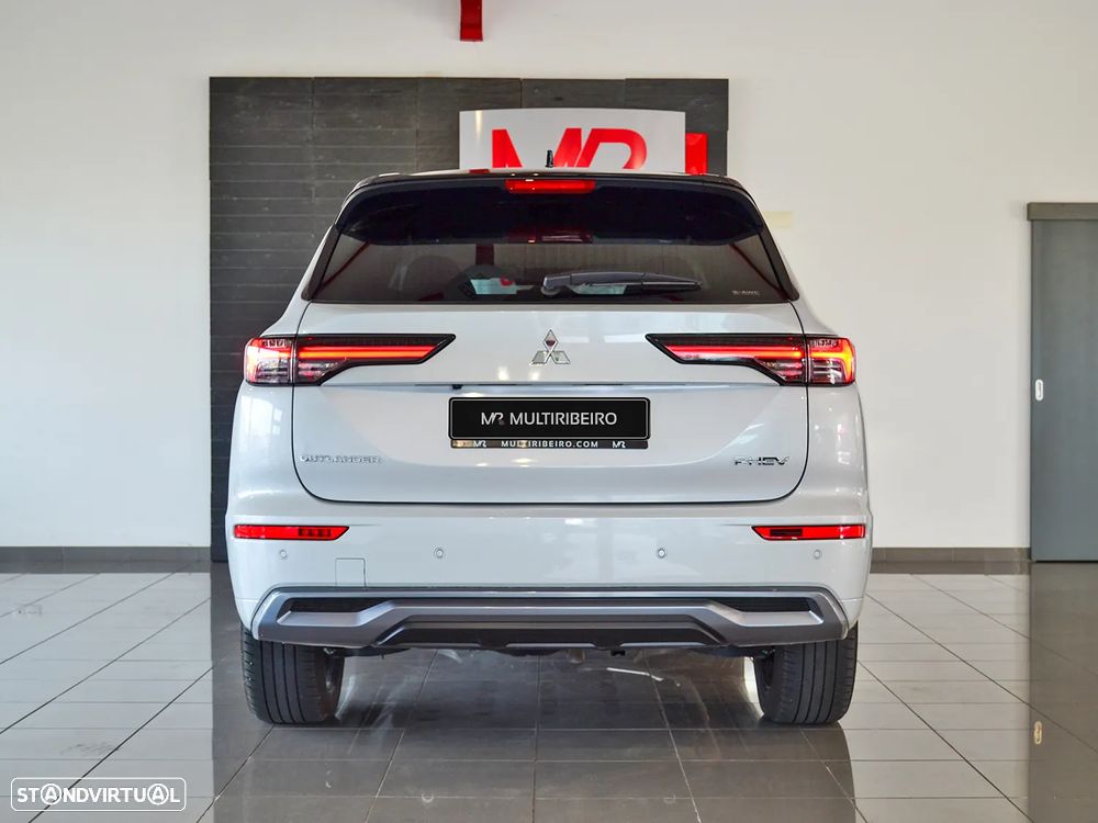Mitsubishi Outlander 2.4 PHEV Instyle - 9