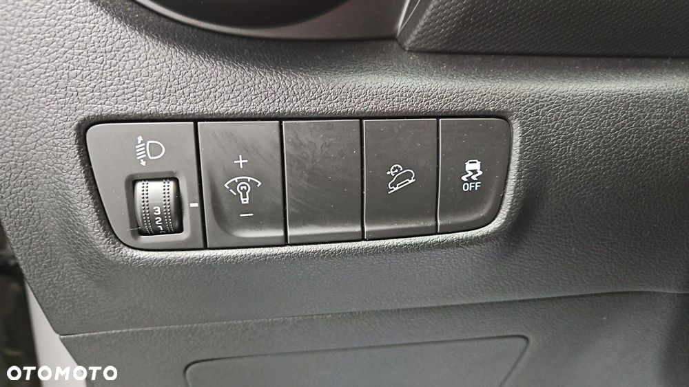 Hyundai Kona 1.6 T-GDI Smart DCT - 17