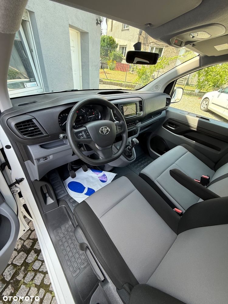 Toyota ProAce - 10