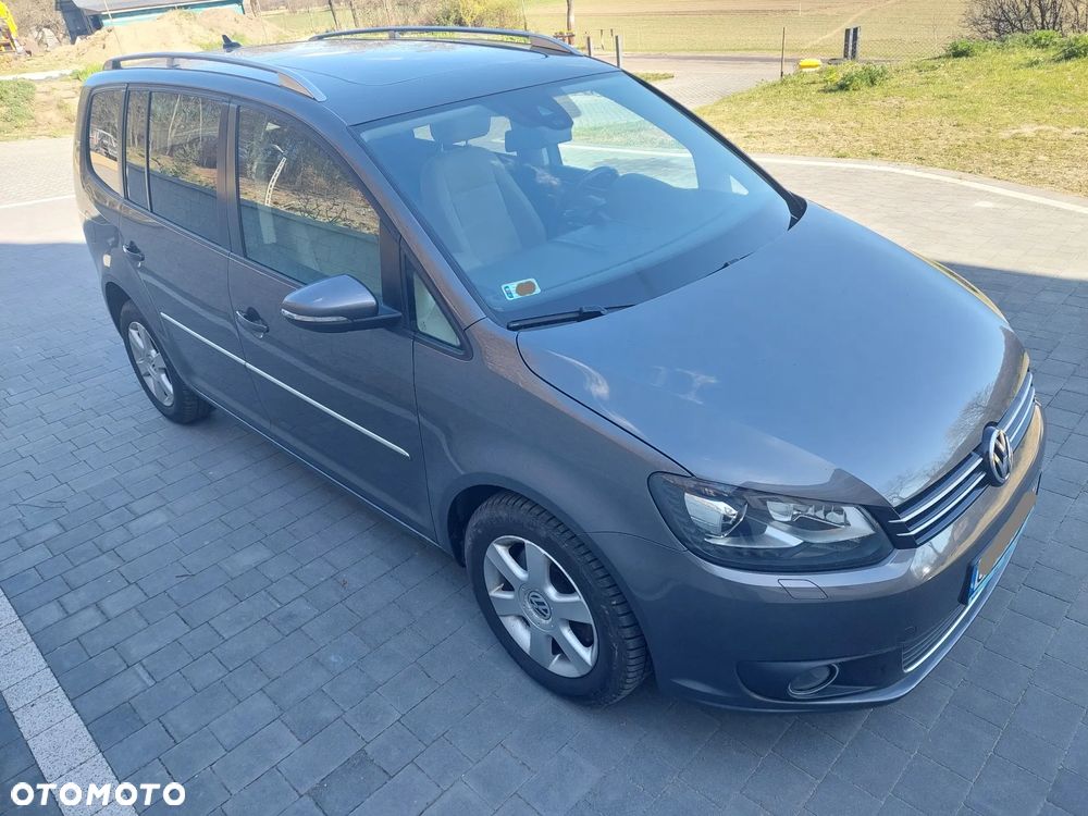 Volkswagen Touran 2.0 TDI Highline DSG - 2