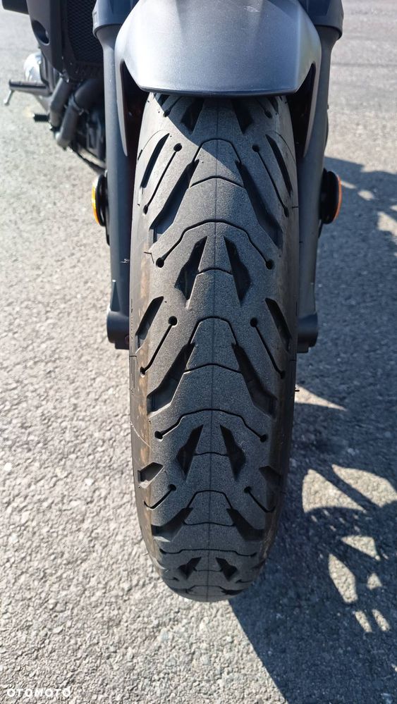 Yamaha MT - 16