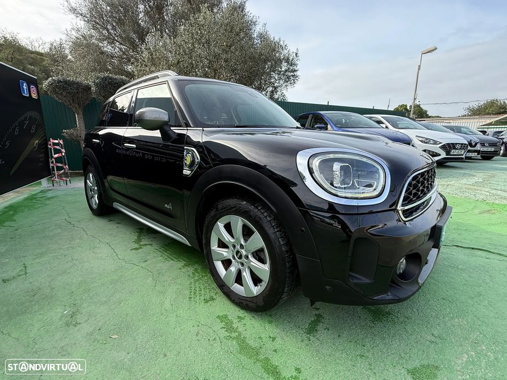 MINI Countryman Cooper SE ALL4 Auto - 12
