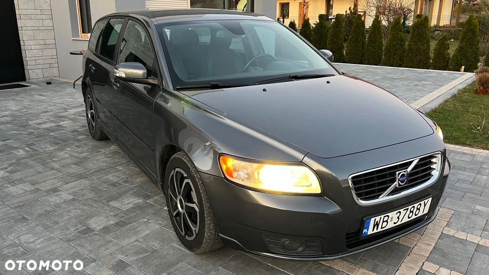 Volvo V50 - 11