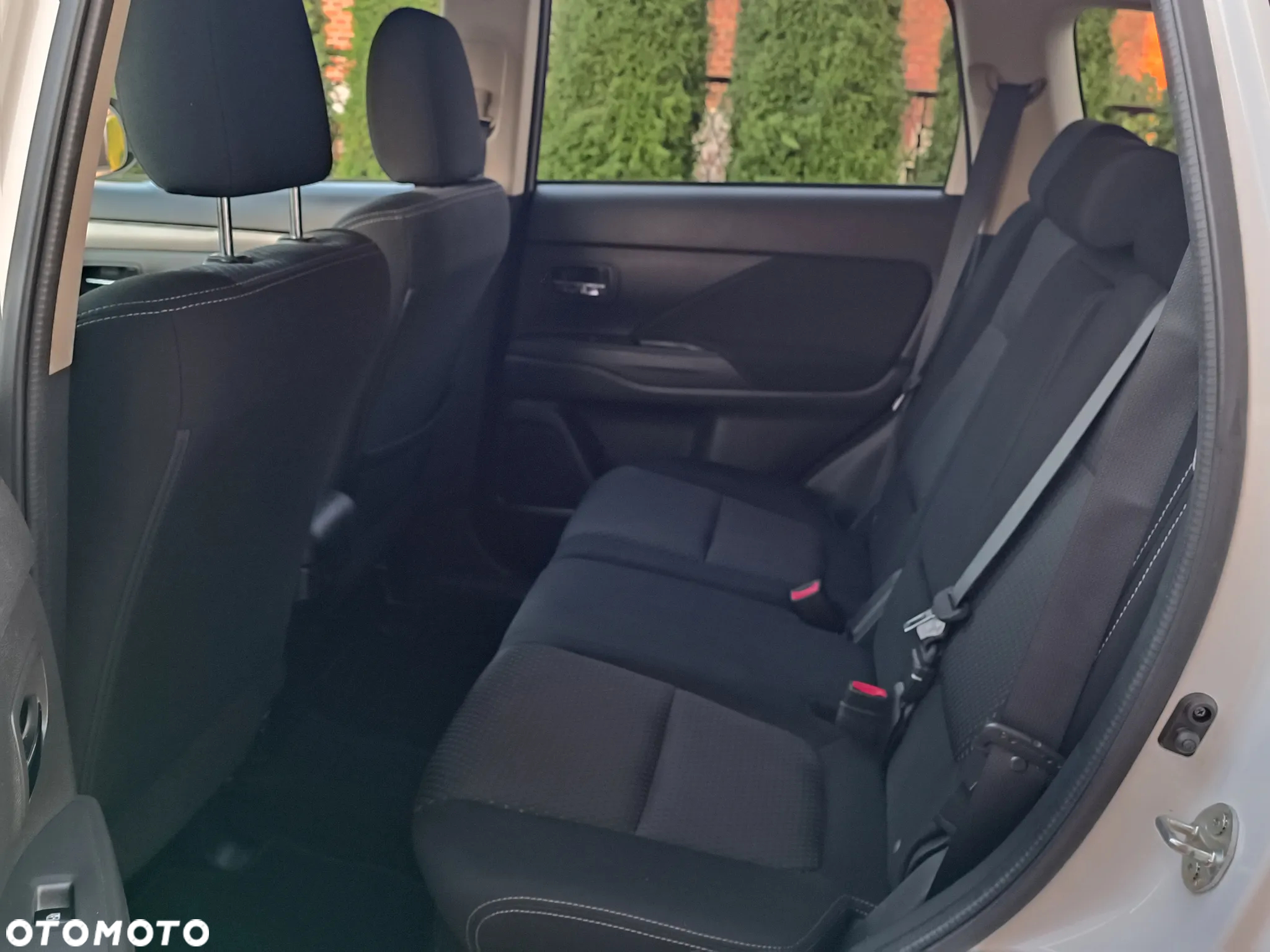 Mitsubishi Outlander 2.0 2WD Edition 100 - 17