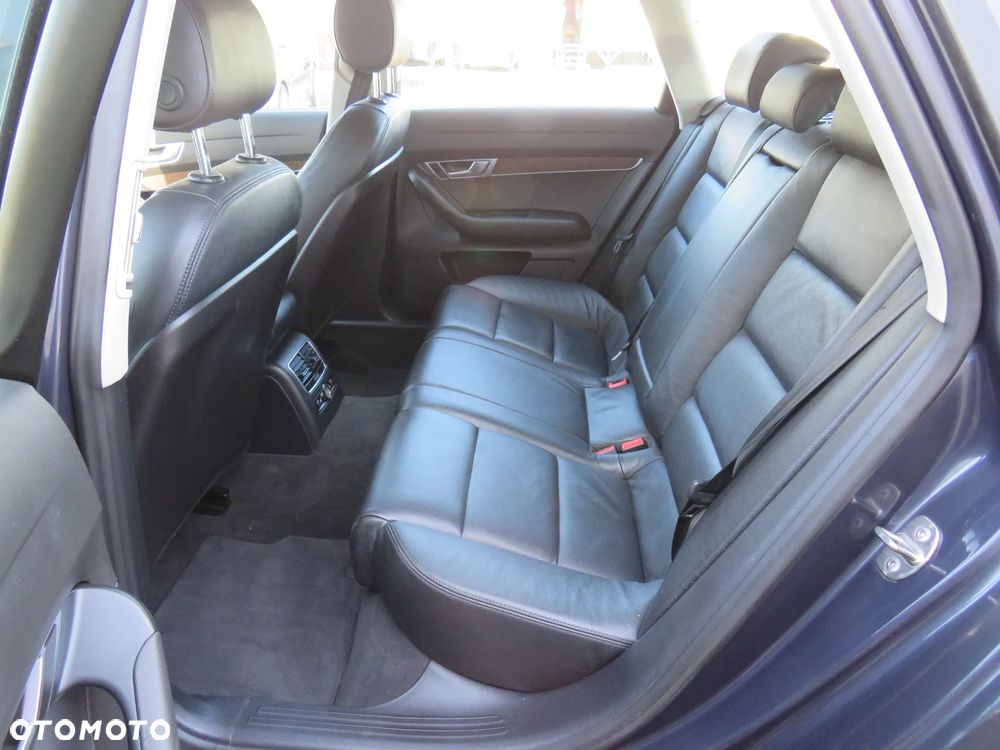 Audi A6 Avant - 26