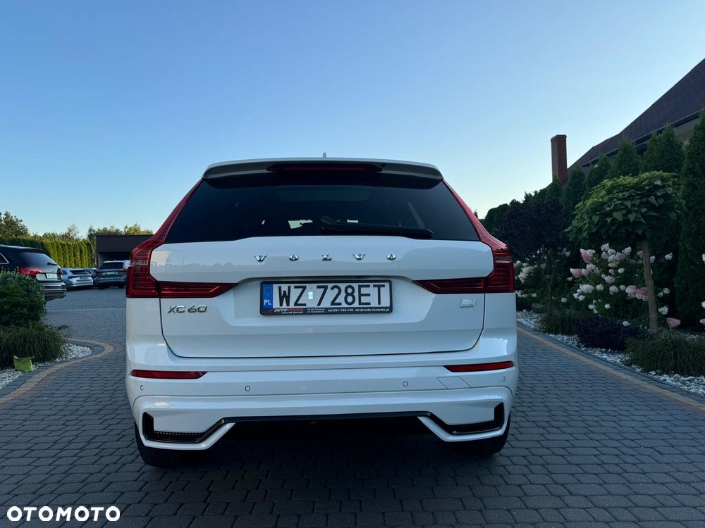 Volvo XC 60 T8 Plug-In Hybrid AWD R-Design - 7
