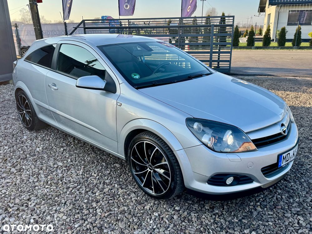 Opel Astra 2.0 Turbo Sport - 2