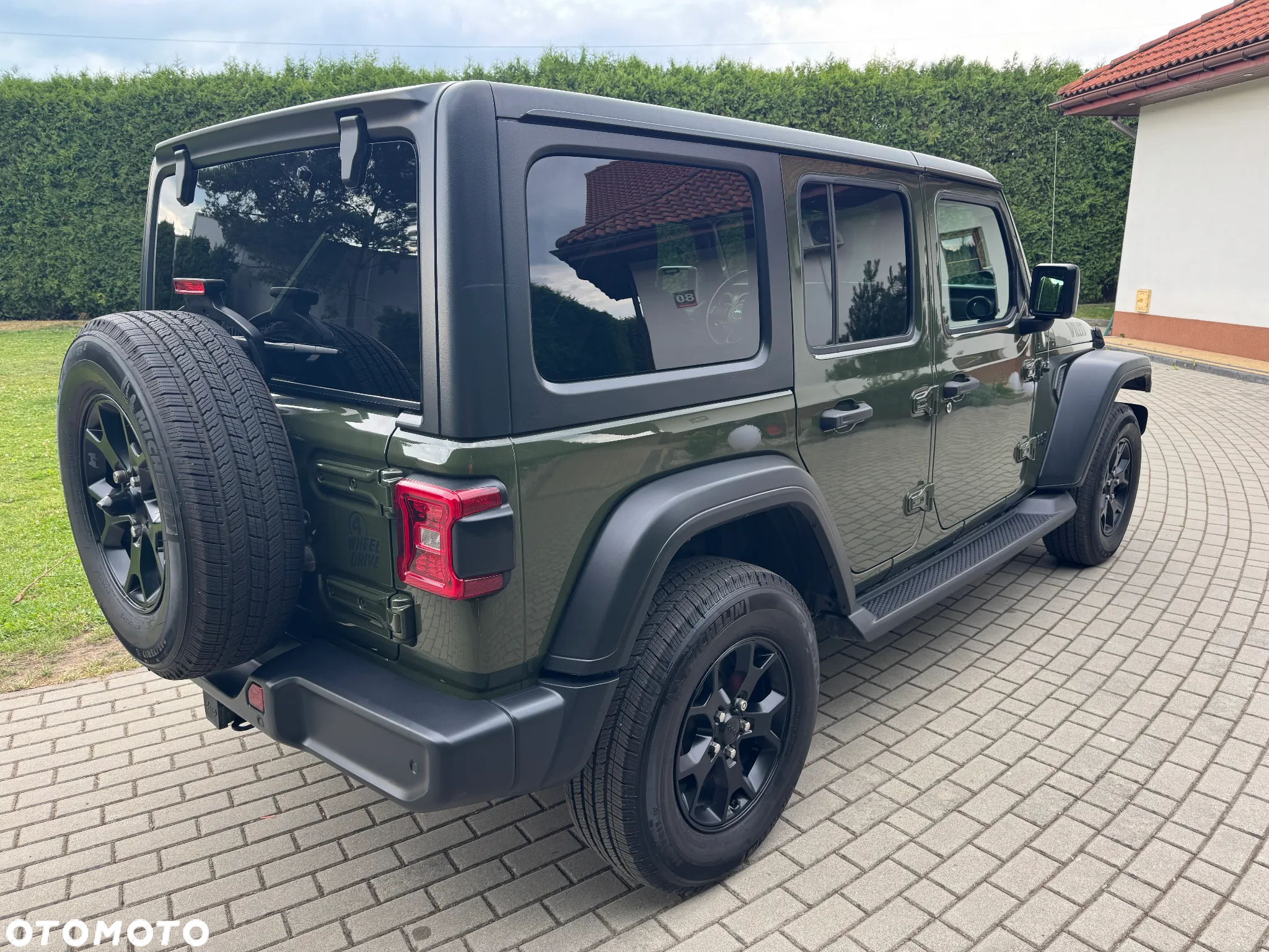 Jeep Wrangler - 8