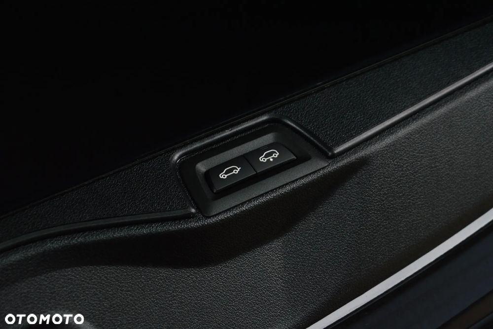 BMW X5 xDrive30d - 14