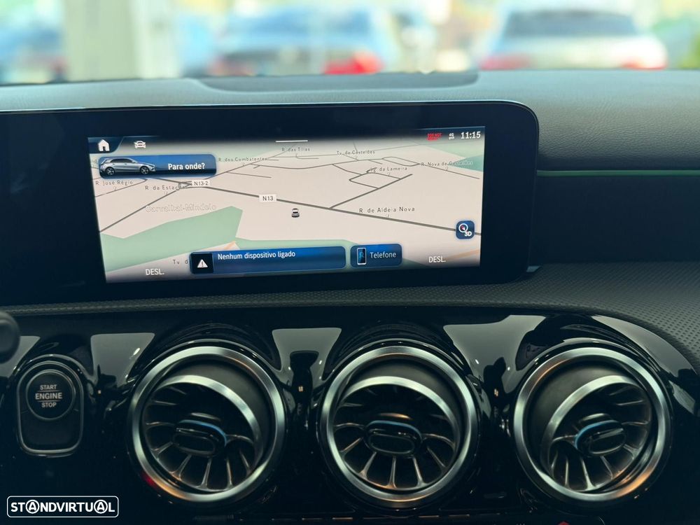 Mercedes-Benz A 250 e AMG Line - 9