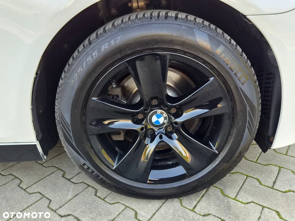 BMW Seria 5 520d Luxury Line - 11