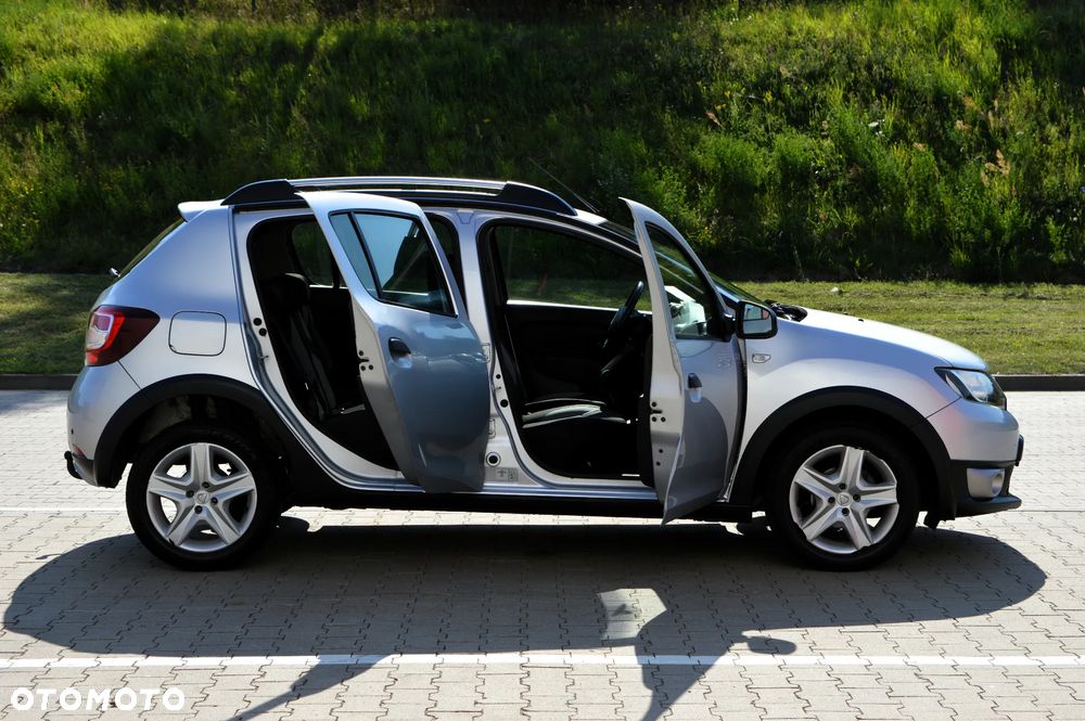 Dacia Sandero Stepway 1.5 dCi Laureate - 26