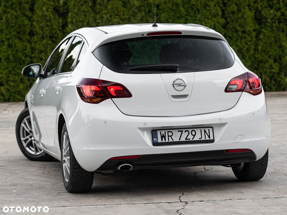 Opel Astra 1.4 Turbo - 8