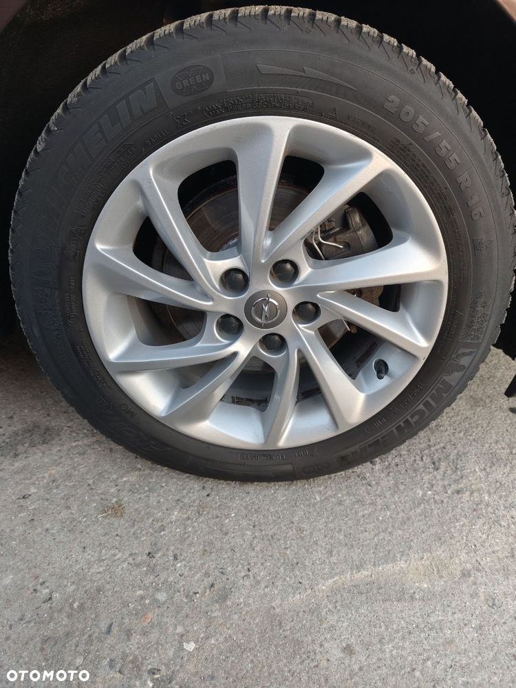 Opel Astra 1.6 D (CDTI) Edition - 24