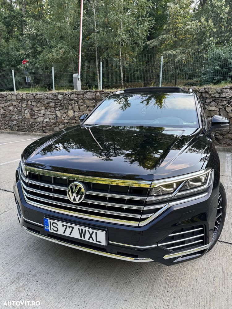 Volkswagen Touareg - 12